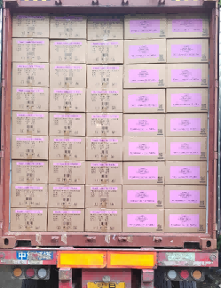 A Voles Factory continuou a exportar produtos de creme para as mãos e cuidados com os EUA para os EUA em agosto, mantendo uma cooperação estável.